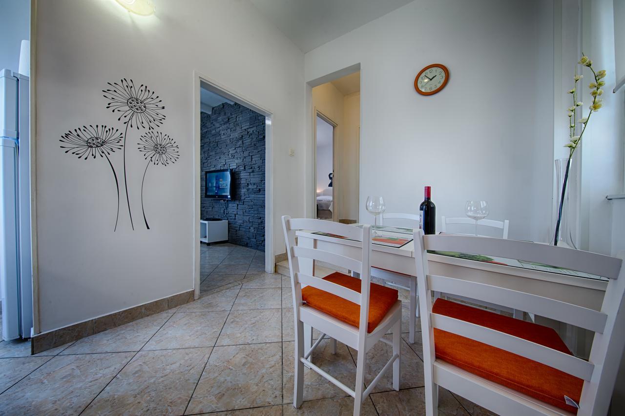 Apartment Jure Vis Exteriér fotografie