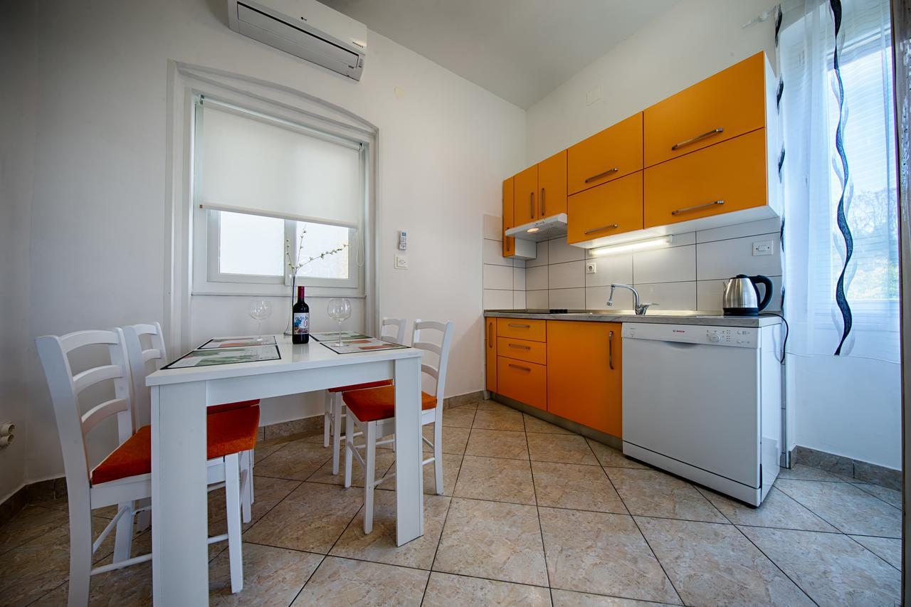 Apartment Jure Vis Exteriér fotografie