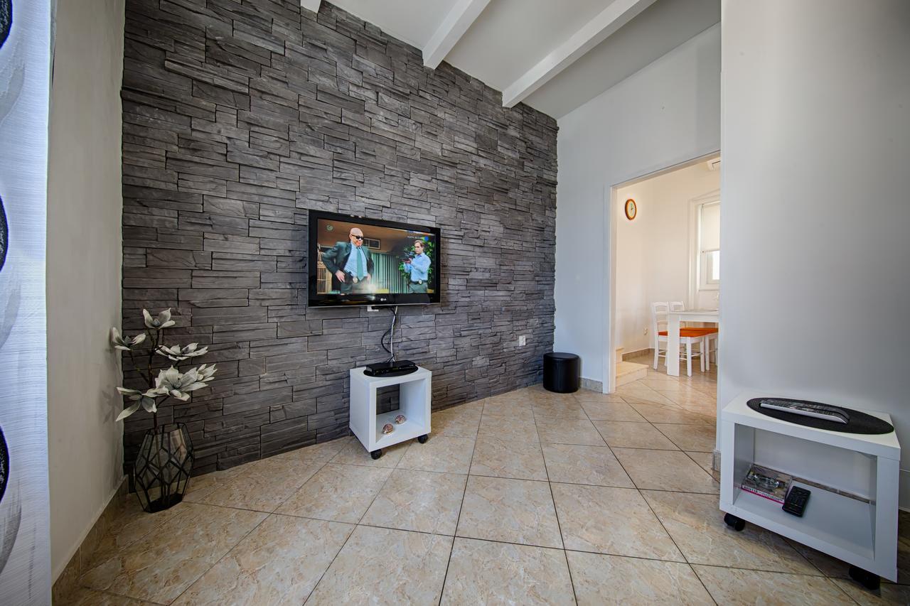 Apartment Jure Vis Exteriér fotografie